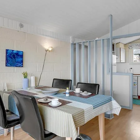 Beautiful In Bjert With 2 Bedrooms And Wifi Binderup Strand
